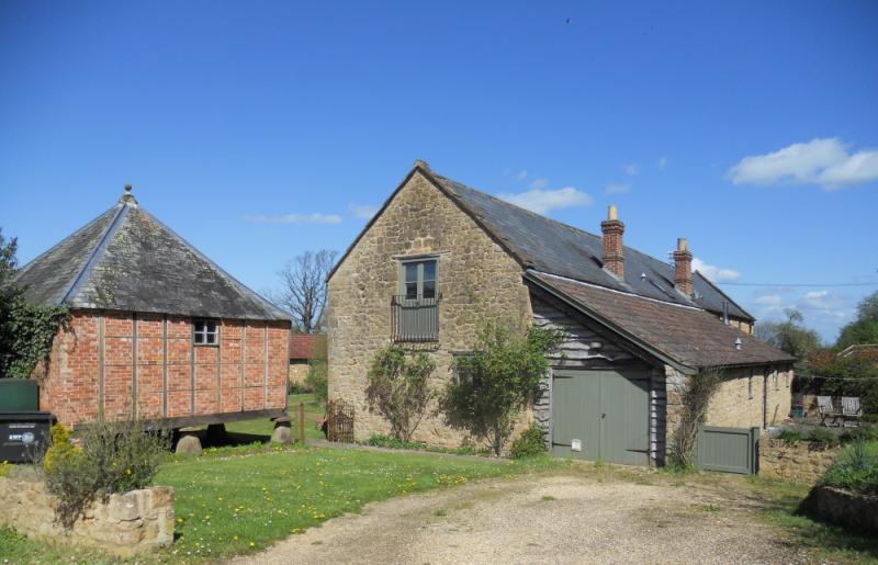 Donyatt, Ilminster, Somerset, TA19 4 bed semidetached house to rent