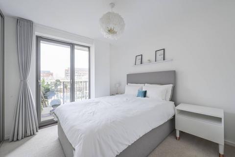 2 bedroom flat to rent, Edwin Street, Canning Town, London, E16