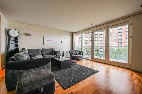 2 bedroom flat to rent, Fairmount Avenue, Canary Wharf, London, E14