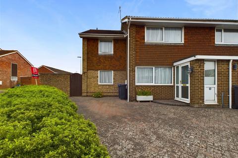 3 bedroom semi-detached house for sale, Montreal Way, Worthing, BN13