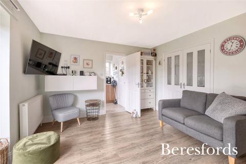 2 Brookside, Billericay, CM11 1DS