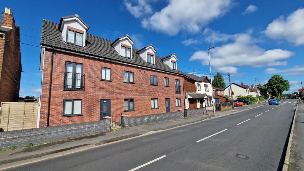 Bushbury Road, Wolverhampton, WV10 2 bed flat £725 pcm (£167 pw)