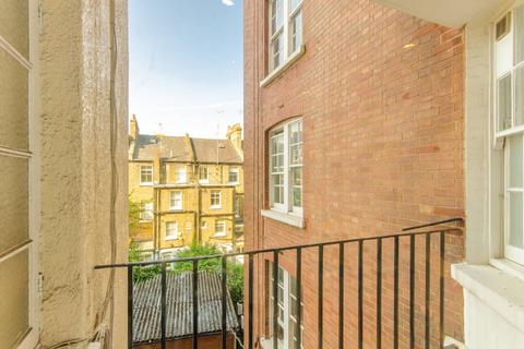 1 bedroom flat to rent, Abbey Road, St John's Wood, London, NW8