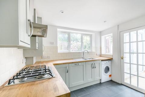 2 bedroom flat to rent, Sunnyhill Road, Streatham, London, SW16