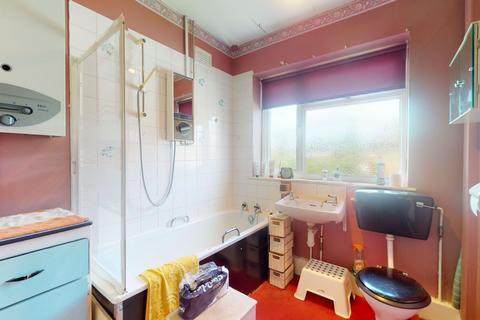 114 Alnwick Road, London, SE12 9BS