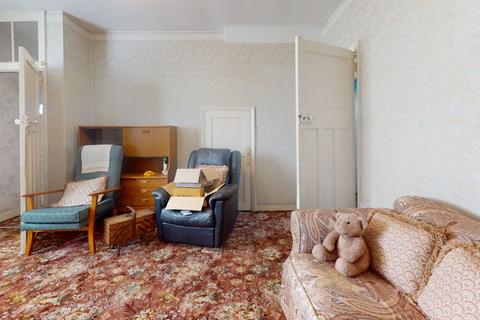 114 Alnwick Road, London, SE12 9BS