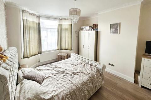 3 bedroom terraced house for sale, Central Avenue, Southend-on-Sea