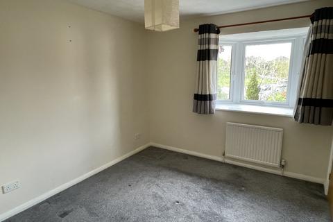 2 bedroom terraced house to rent, Chardstock Close, Exeter, EX1