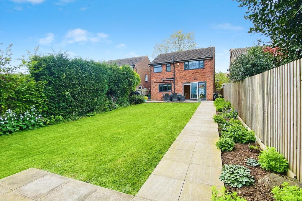 Latimer Road, Cropston, LE7 3 bed detached house for sale £450,000