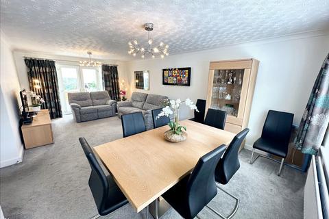 15 Broadstone Close, Prestwich, Manchester, M25 9QA