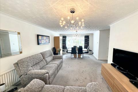 15 Broadstone Close, Prestwich, Manchester, M25 9QA