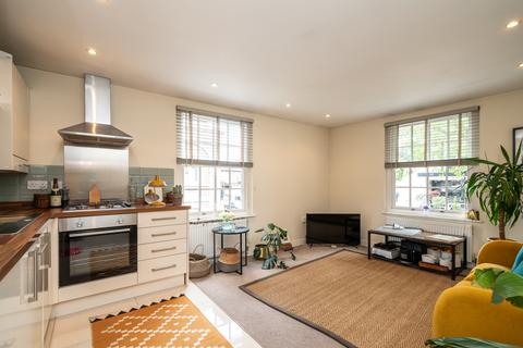 2 bedroom maisonette for sale, Manor Street, Berkhamsted HP4