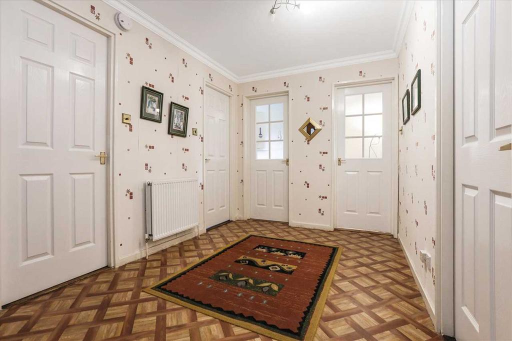 Entrance Hallway (2)