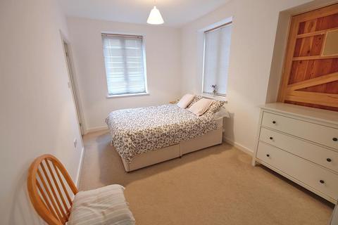 Flat 1, 22 Artisan View, Sheffield, S8 9TG