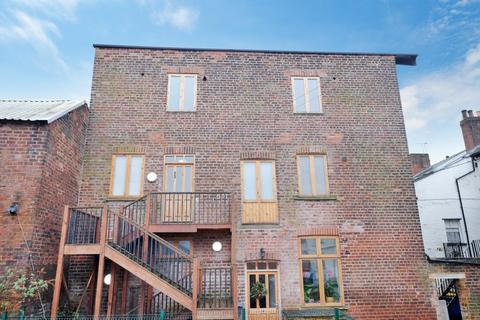 Flat 1, 22 Artisan View, Sheffield, S8 9TG