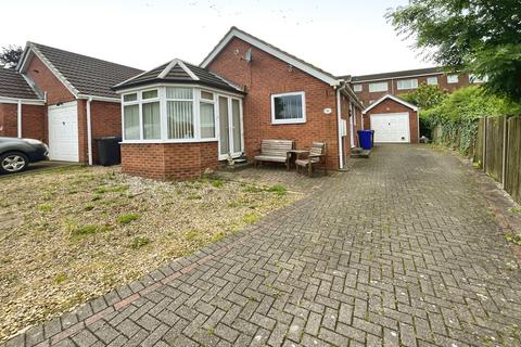 2 bedroom bungalow for sale, Greensmith Close, Winshill, Burton-on-Trent, DE15