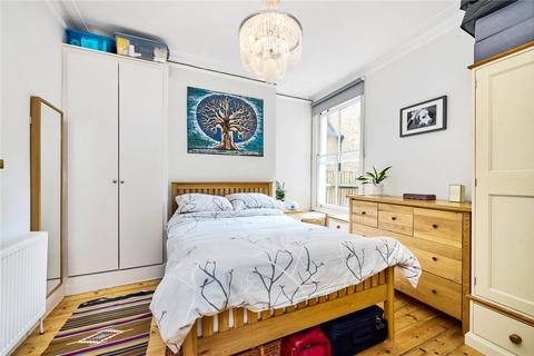 2 bedroom maisonette for sale, Fieldhouse Road, London, SW12