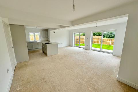 3 bedroom detached bungalow for sale, Longmeadow, Cambs