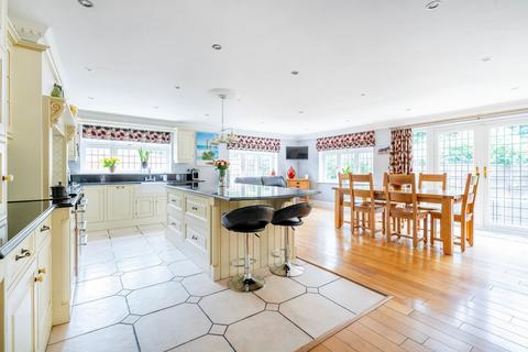 5 bedroom detached house for sale, Lady Hamilton Lane, Scratby