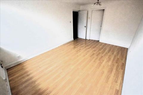 3 bedroom flat for sale, Watermead, Feltham, Middlesex, TW14