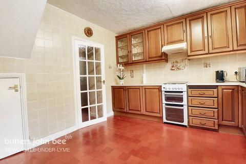 3 bedroom semi-detached house for sale, Boon Avenue, Stoke-On-Trent