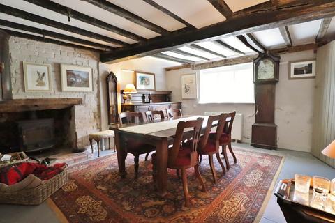 6 bedroom detached house for sale, Church Cottages, Wilton, SN8 3SS