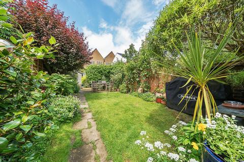 4 bedroom terraced house for sale, Union Road, Farnham, Surrey, GU9