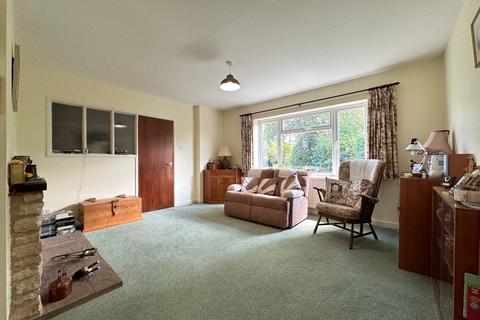 3 bedroom detached bungalow for sale, White Horse, Uffington, SN7