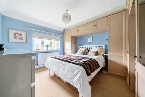 8 Binhams Meadow, Dunsfold, Godalming, GU8 4LF
