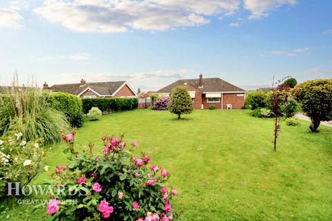 3 bedroom detached bungalow for sale, Ormesby Road, Caister-on-Sea