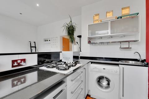 1 bedroom apartment to rent, Tollington Road, Islington, London, N7