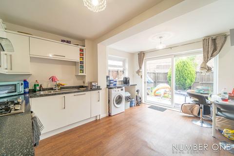 2 bedroom end of terrace house for sale, Winchester Close, Newport, NP20
