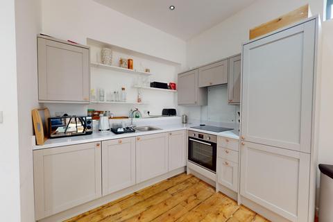 2 bedroom flat to rent, Lansdowne Road, Hove, BN3