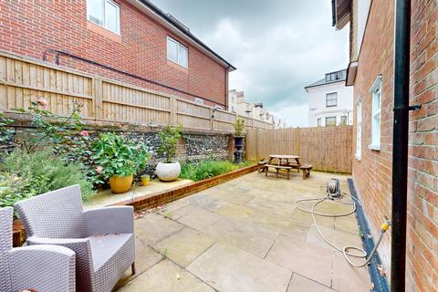 2 bedroom flat to rent, Lansdowne Road, Hove, BN3