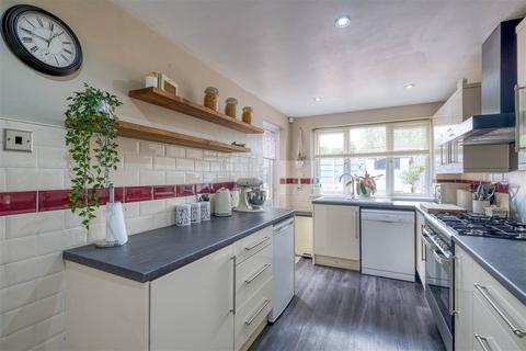 2 Allensmore Close, Redditch, B98 0AS
