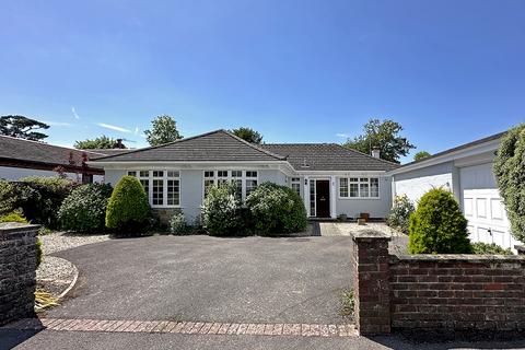 3 bedroom detached bungalow for sale, Colts Bay, Aldwick, Bognor Regis, West Sussex PO21