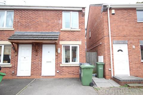2 bedroom semi-detached house to rent, Green Lane, Worcester, Worcestershire, WR3 8NY