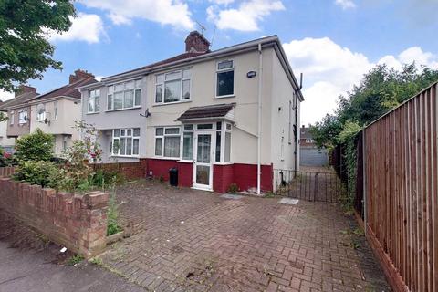 4 bedroom semi-detached house for sale, Hyde Way, Hayes, Greater London, UB3