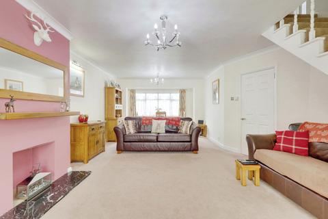 3 bedroom detached house for sale, Essex Way, Benfleet, SS7