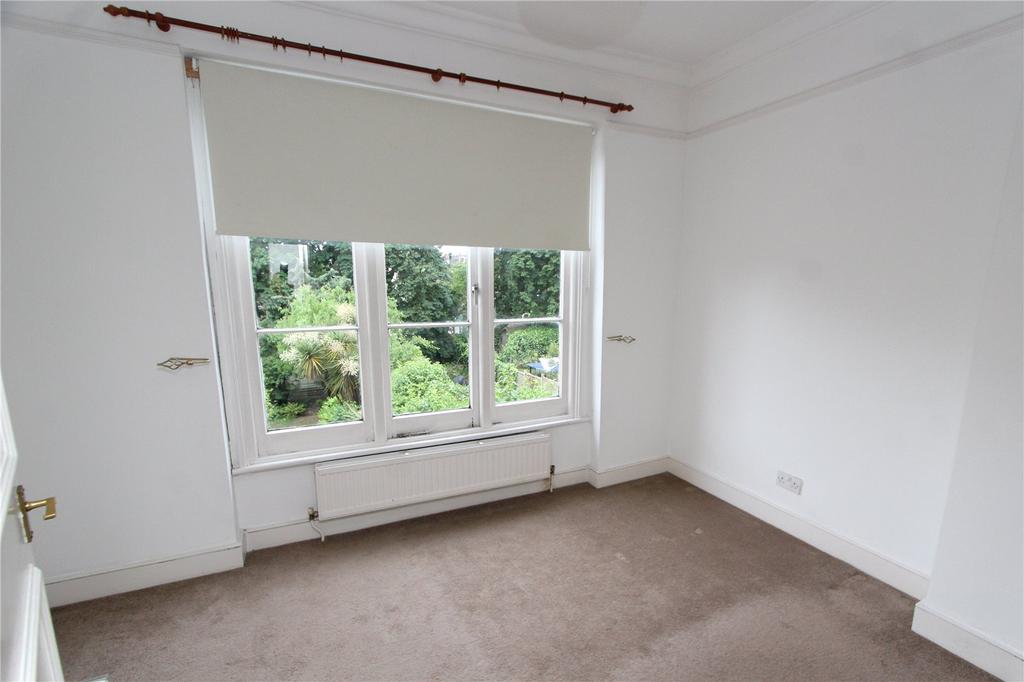 Alexandra Park Road, London, N10 2 bed apartment to rent £1,700 pcm