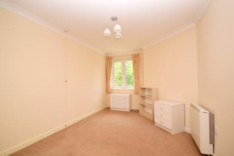 1 bedroom apartment to rent, Stafford Road Caterham CR3