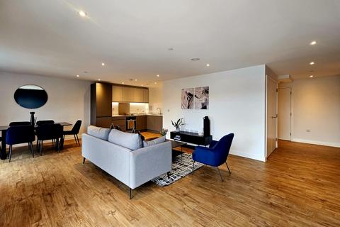 3 bedroom apartment for sale, Saxton Lane, Leeds LS9