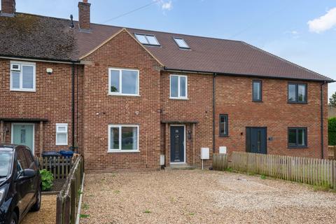 4 bedroom terraced house for sale, Queens Close, Harston, CB22