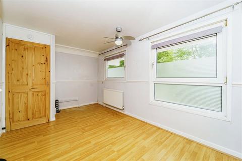 2 bedroom duplex for sale, Cranford Lane, Hounslow, TW5 9PH