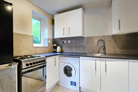 1 bedroom flat for sale, Inverness Court, Cumberland Place, Catford, SE6