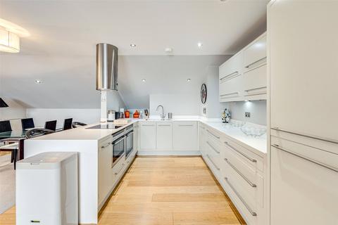 2 bedroom flat for sale, Heene Terrace, Worthing, West Sussex, BN11