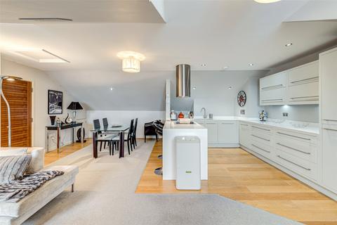 2 bedroom flat for sale, Heene Terrace, Worthing, West Sussex, BN11
