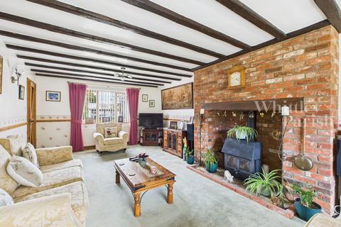 5 bedroom detached house for sale, High Street, Gislingham, Eye, IP23 8JD