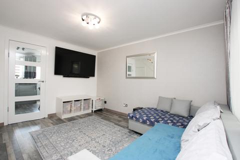 2 bedroom end of terrace house for sale, Bonham Court, Kettering NN16