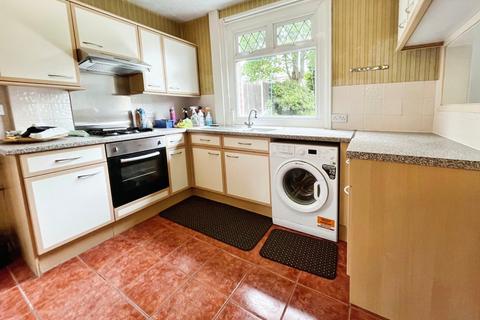 3 bedroom semi-detached house for sale, Bury Old Road, Manchester M25